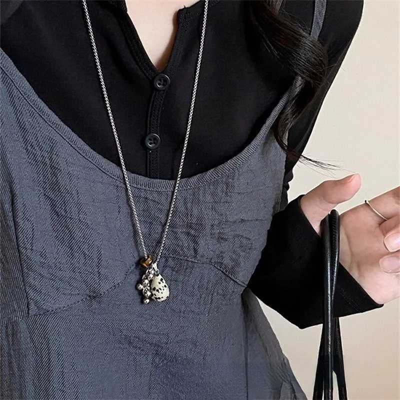 Natural Spotted Tiger Eye Stone Necklace for Women Vintage Water Droplet Grape Pendant Long Chain Necklaces Female Accessories M251216