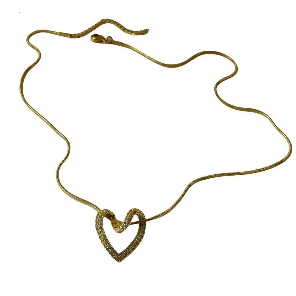 Stereoscopic StainlESS Steel Will Not Fade Small Peach Heart Golden Necklace for Women Heart Pendant CollaRBone Chain Gift M251216