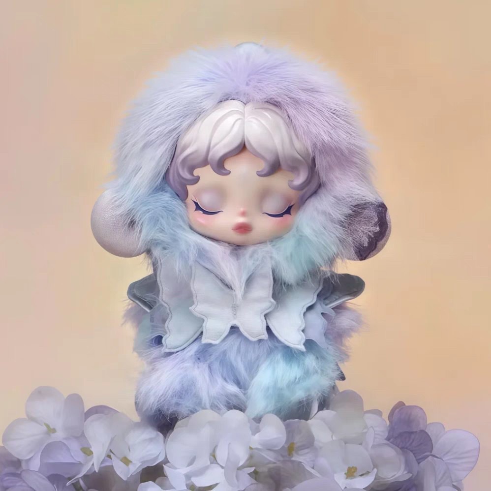 SKULLPANDA You Found Me blind box Winter Symphony Series l impressionnisme keychain Plush Doll Pendant Gift Labubus doll children gifts