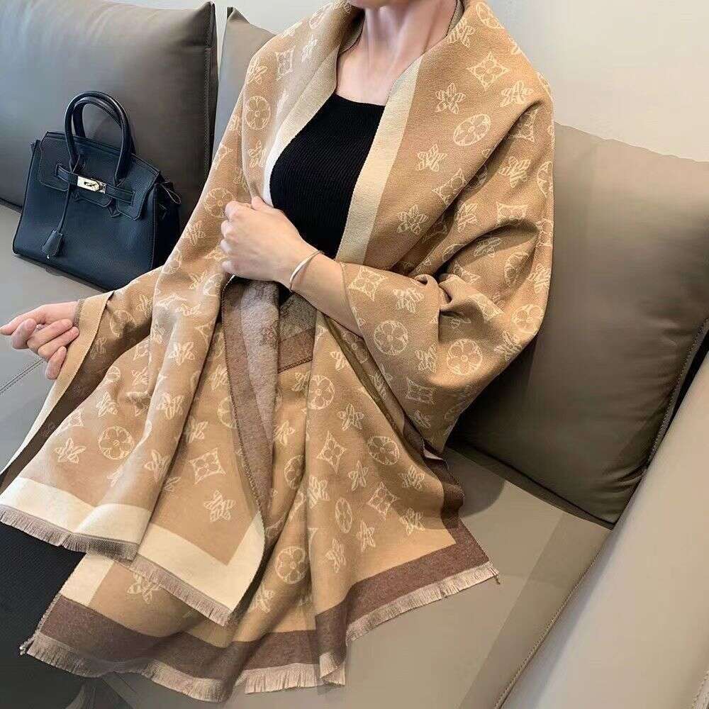 2025 New Brand National Style Cashmere Scarf Winter Women Pashmina Shawls Warm Blanket Wraps Female Foulard Bandana Thick Scarves