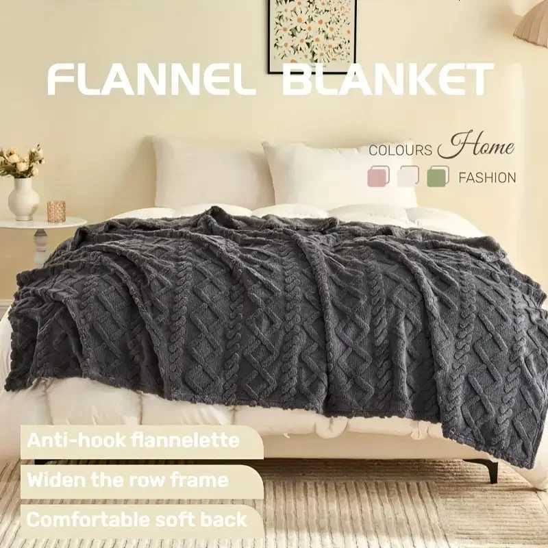 ltra-Soft 3D Plush 1pc Luxurious Fleece Blanket - Dense Weave for Exceptional Warmth Cozy Flannel Throw H251216 - view 5
