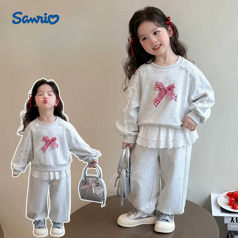 Sanrio 2025 Spring/Autumn Girls Bow-Tie Lace Set Stylish Baby Girl Casual Set Childrens Round-Neck Sweatshirt and Trousers Sets H251216