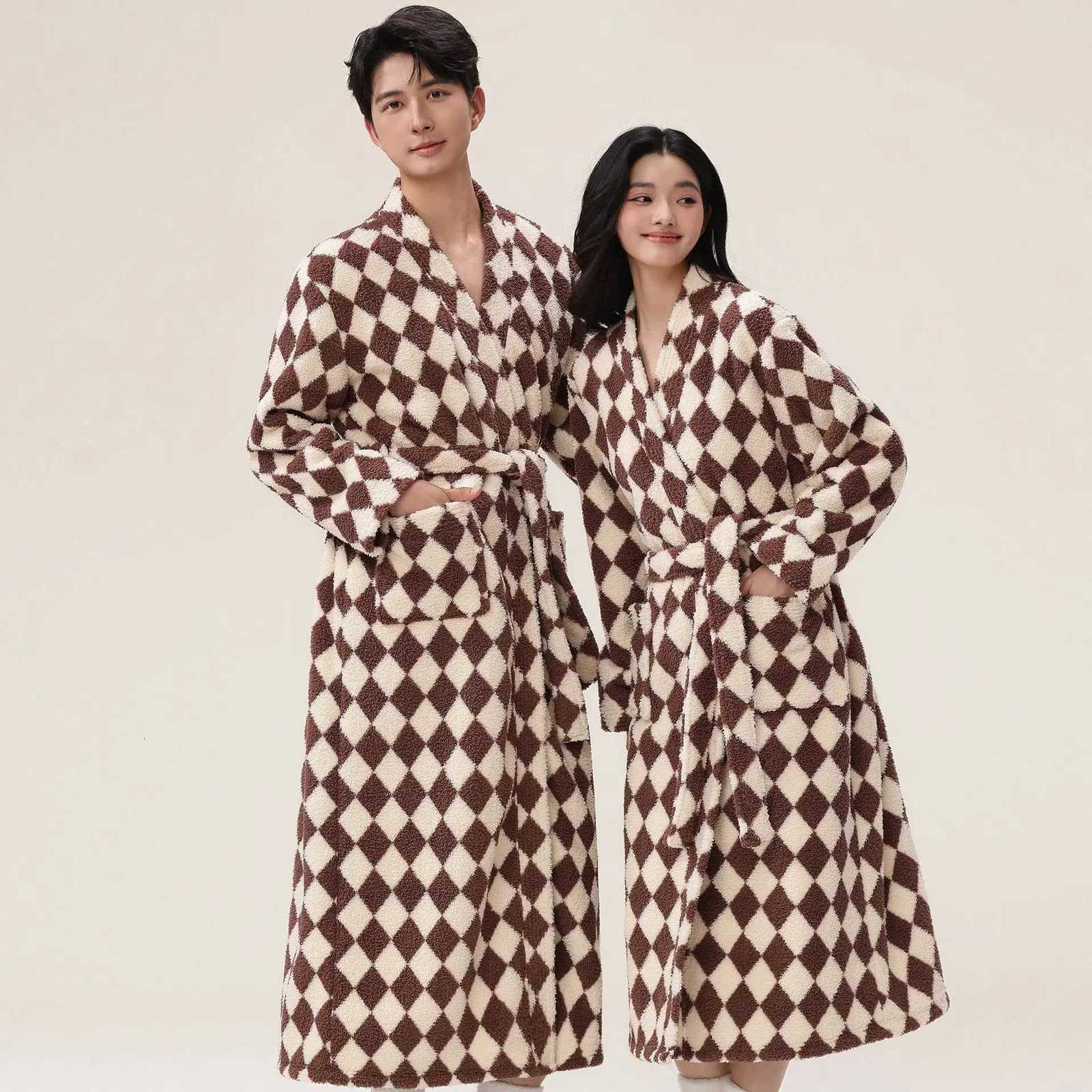 Female Autumn and Winter Warm Long Coral Velvet Thick Couple Bath Bathrobes Men Women Pajamas Shower Robe Bath Towels For Adults C251216
