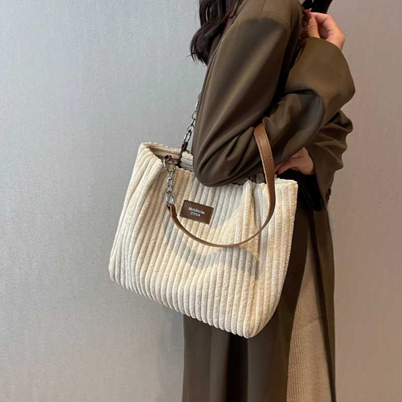 Women Corduroy Shoulder Bag Solid Color Handbag Shoulder Strap Large Capacity Simple Multifunctional Design Casual Totes M251216