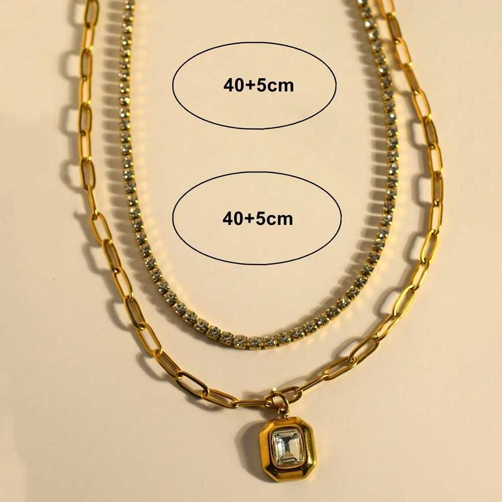 Geometric Charm Layered NecklaceDiamond design OT buckle party accessories M251216