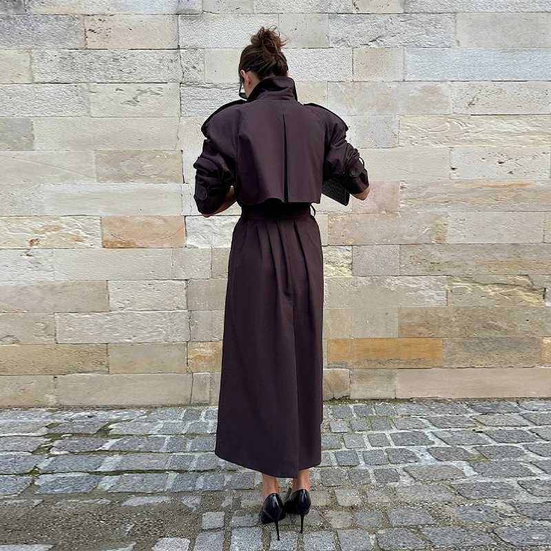 Vintage Brown Lapel Long Trench Coat Fashion Long Sleeve Single Breasted Lace Up Windbreaker 2025 Autumn Lady Commuter OutwearT251216