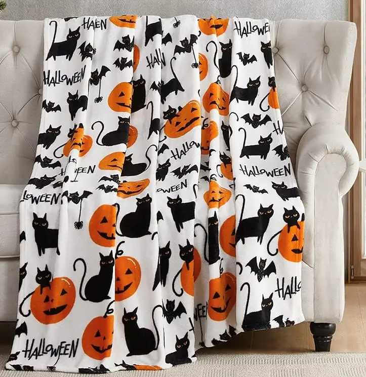 1PC Festive Halloween Black Bats Printed Flannel Blanket Perfect gift for Sofa Office Bed Plane Travel Sleep Read Relax Camping H251216 - view 5