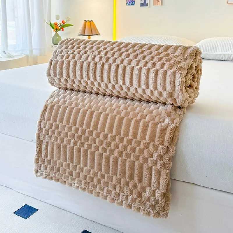 2025 new golden turtle velvet double-sided blanket leisure office blanket summer air conditioner nap sofa blanket H251216 - view 3