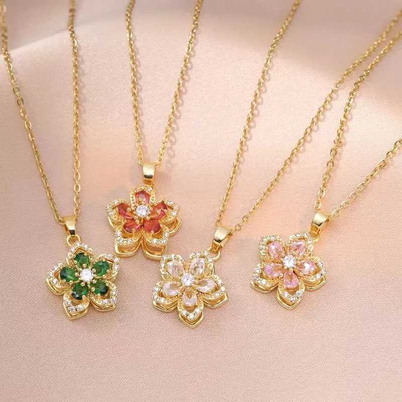 Shiny Romantic Flower Pendant Necklace For Women Golden Plated Rotatable Flowers Choker Girls Wedding Party Jewelry M251216