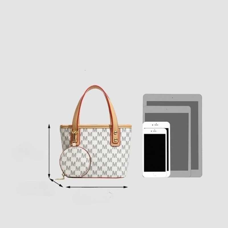 This checkerboard pattern fashionable and versatile hand-held crossbody vegetable basket small bag M251216