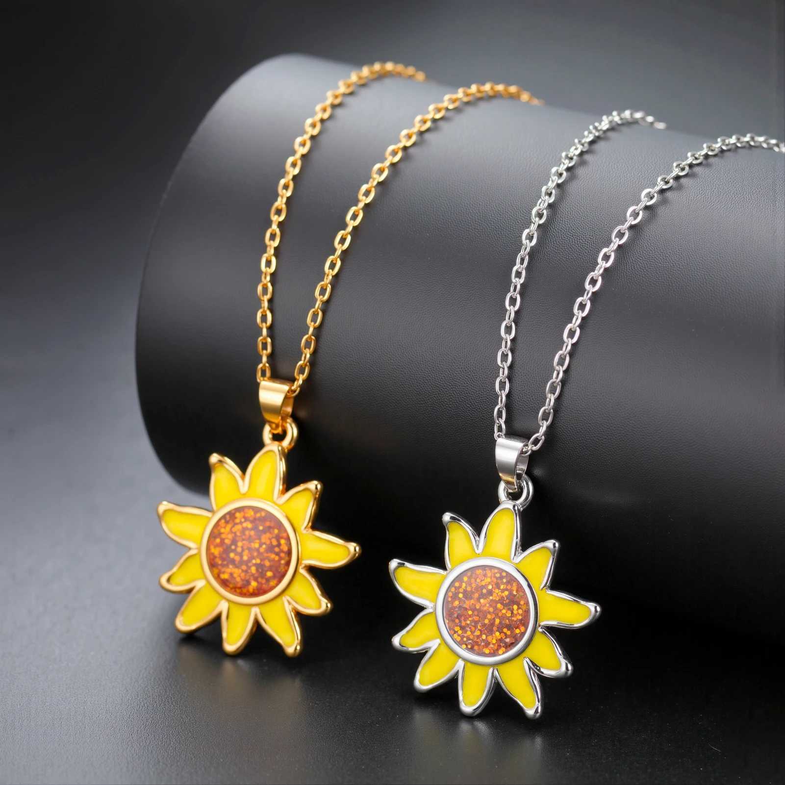 Teamer Enamel Sunflower Pendant Necklace Gold Color Stainless Steel For Women Fashion Plant Floral Amulet Jewelry Gift 2025 New G251217