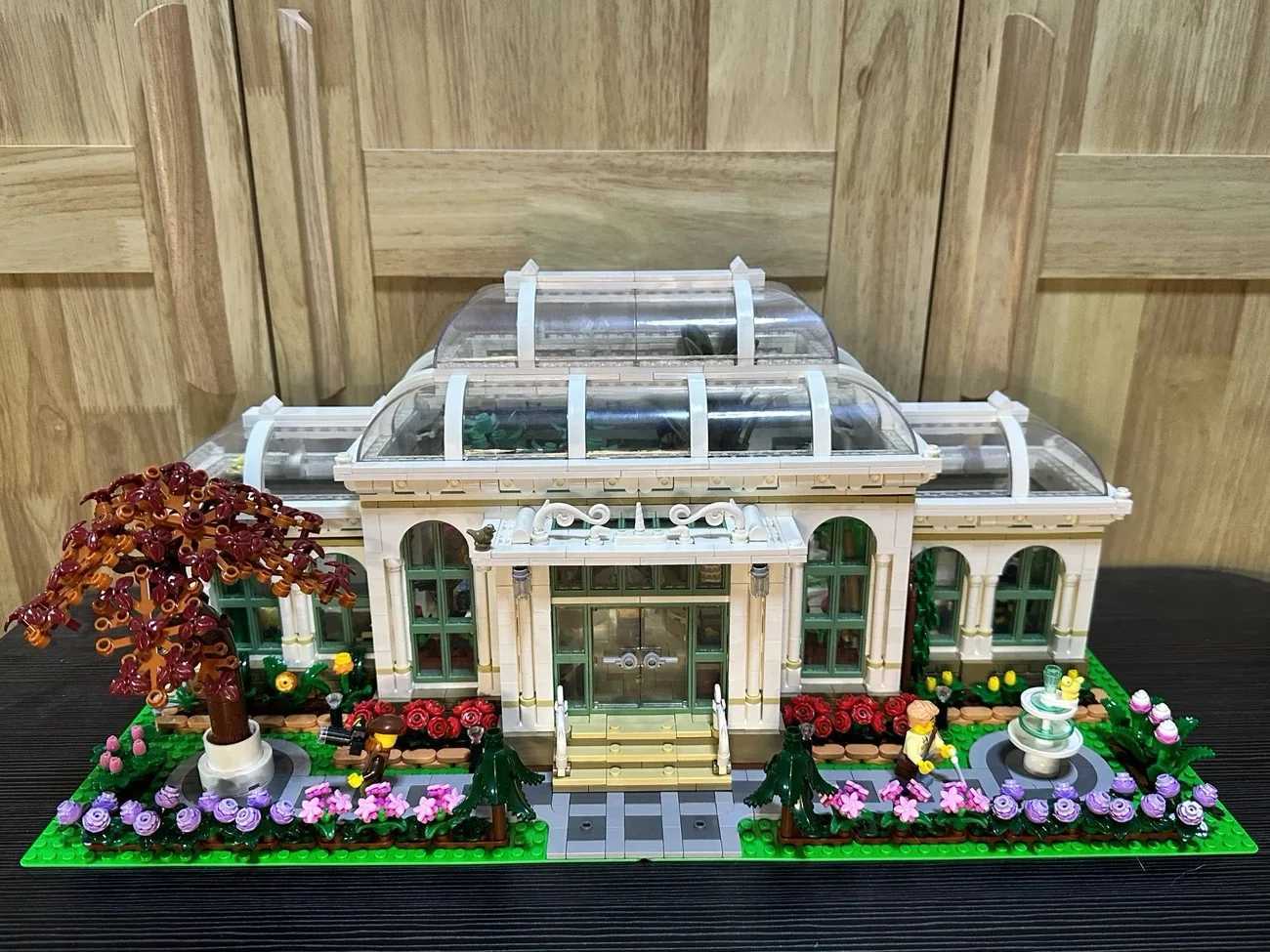 3792 Particles 2025 New Model Botanical Garden Building Blocks Compatible with 21353 Childrens Toys Birthday Gift X251216