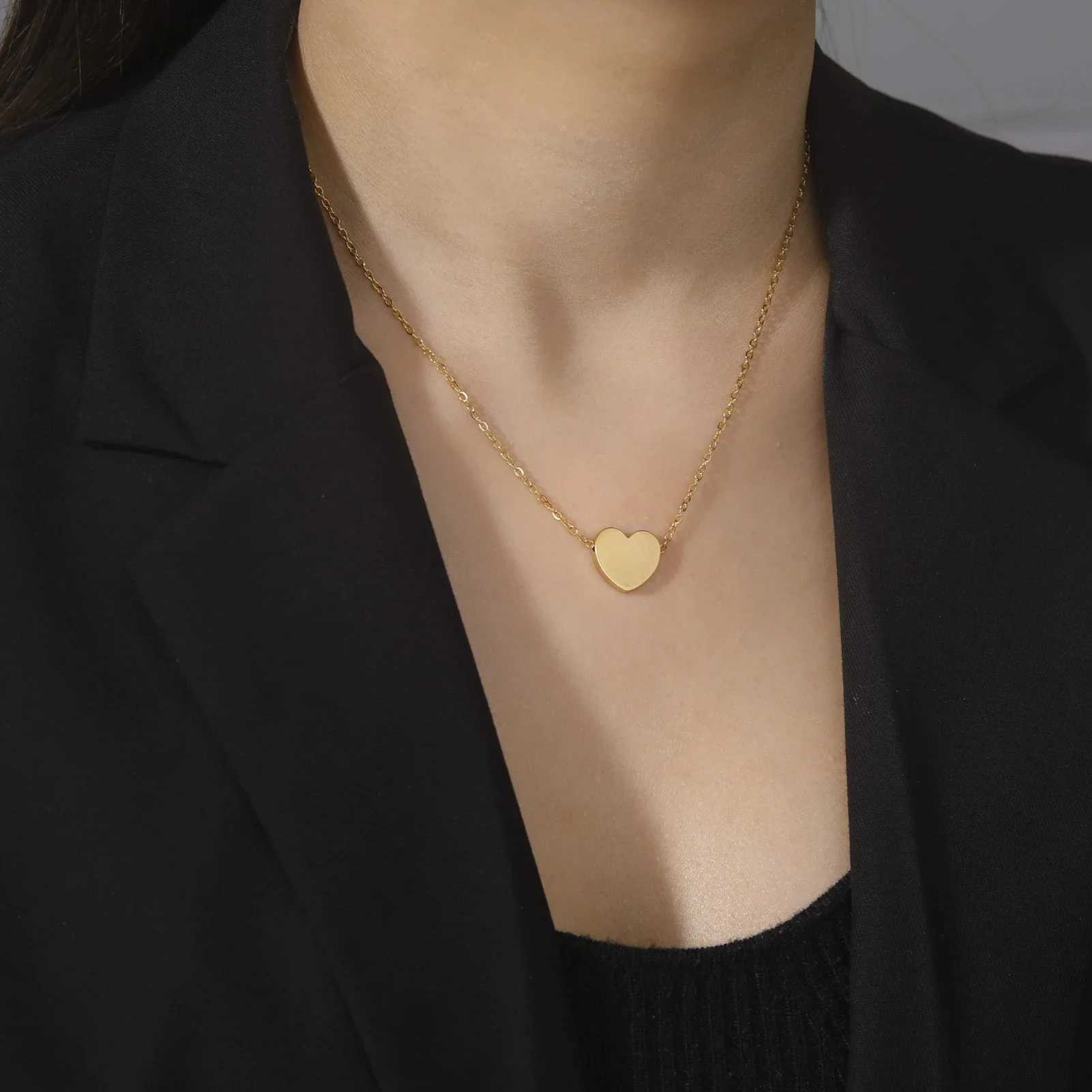 Cazador Gold Color Heart Pendant Necklaces for Women Girls Stainless Steel Jewelry Necklace Dating Wedding Christmas Gift 2025 G251217