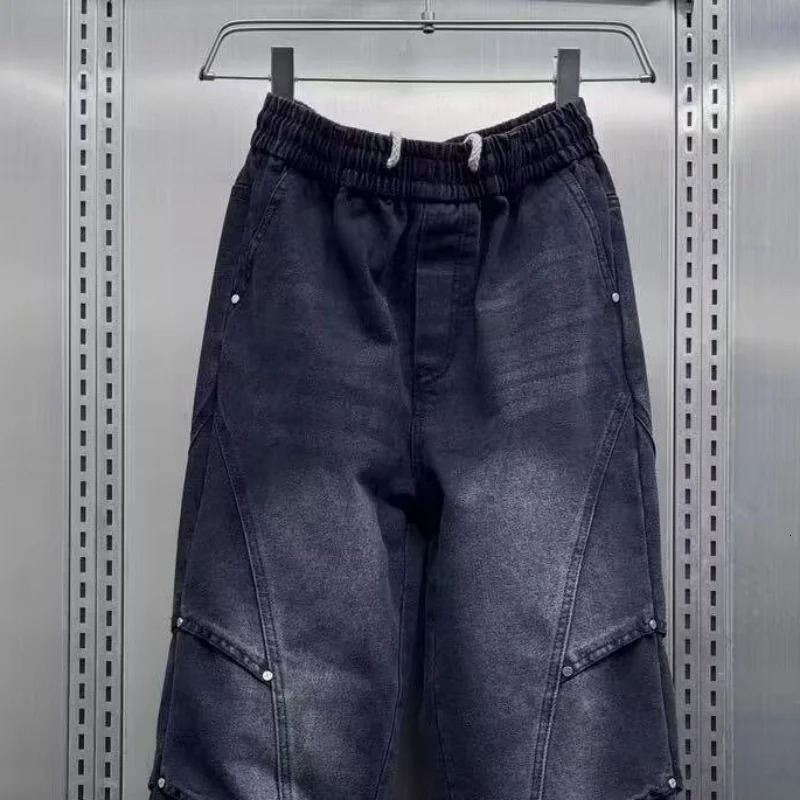 HighEnd Black Washed Straight Leg Jeans Loose Fit 2025 Trendy High Street Casual Pants for Men 251205