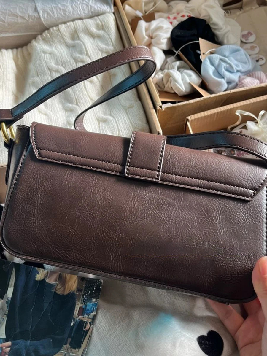 Brown Buckle PU Shoulder Bags Women Four Season American Vintage Streetwear Fashion Preppy Style Sweet Handbags Y2k 251215