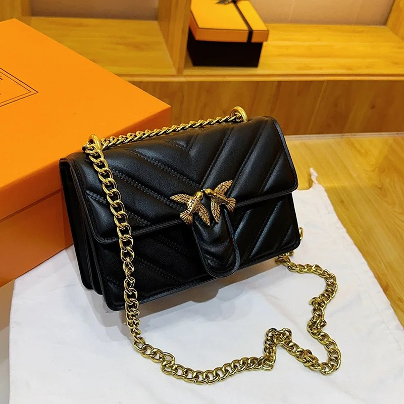 Women's Shoulder Bag New Lock Fashion Rhombus Chain Swallow Bag 2025 New Versatile Small Square Bag Fashionable Foreign Style Shoulder Messenger Bag