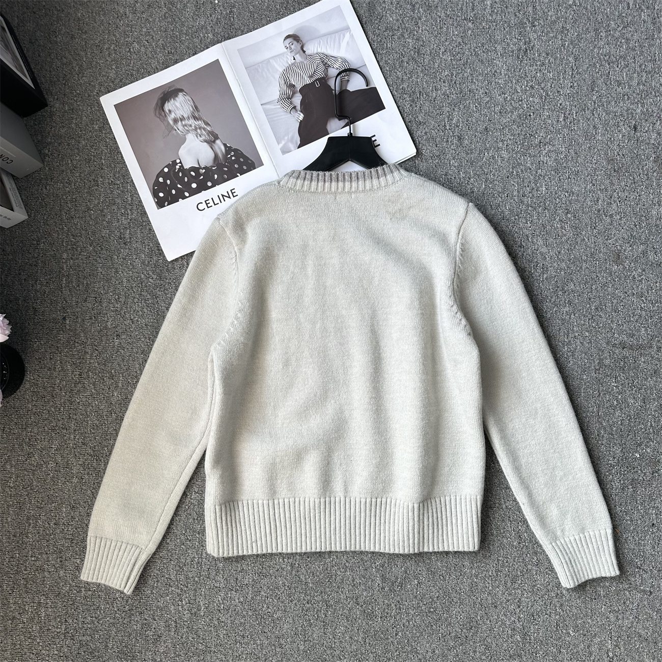 2026 Designer Women's Fashion Casual Sweater Women's Autumn/Winter Jacket Multi functional Fashion Outdoor Wear