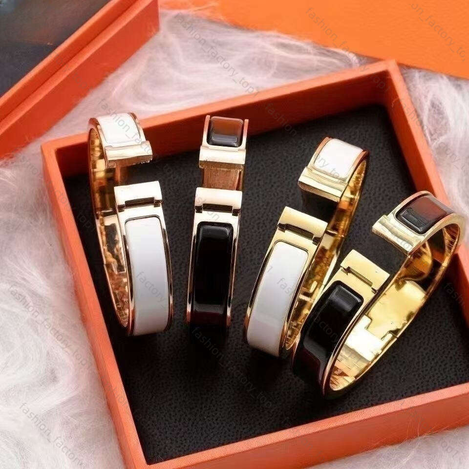 Designer Luxury Bangle High Edition H Bracelet Series Women Fashion Couple Gifts Simple Square 17cm 19cm Dia Letter High End Non Fading Inlaid Zircon Bracelets 792