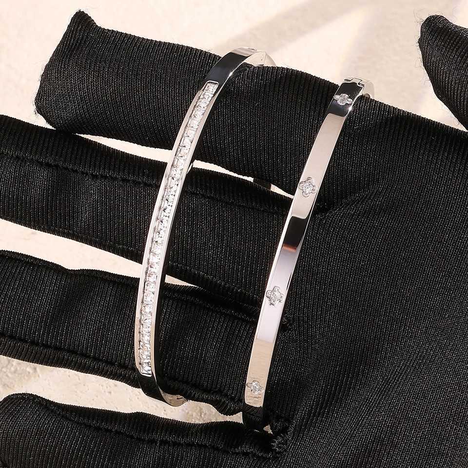 ZAKOL 2Pcs Shiny Zircon Stainless Steel s Set Fashion Jewelry for Couples Exquisite Valentines Day Jewelry Gift M251217