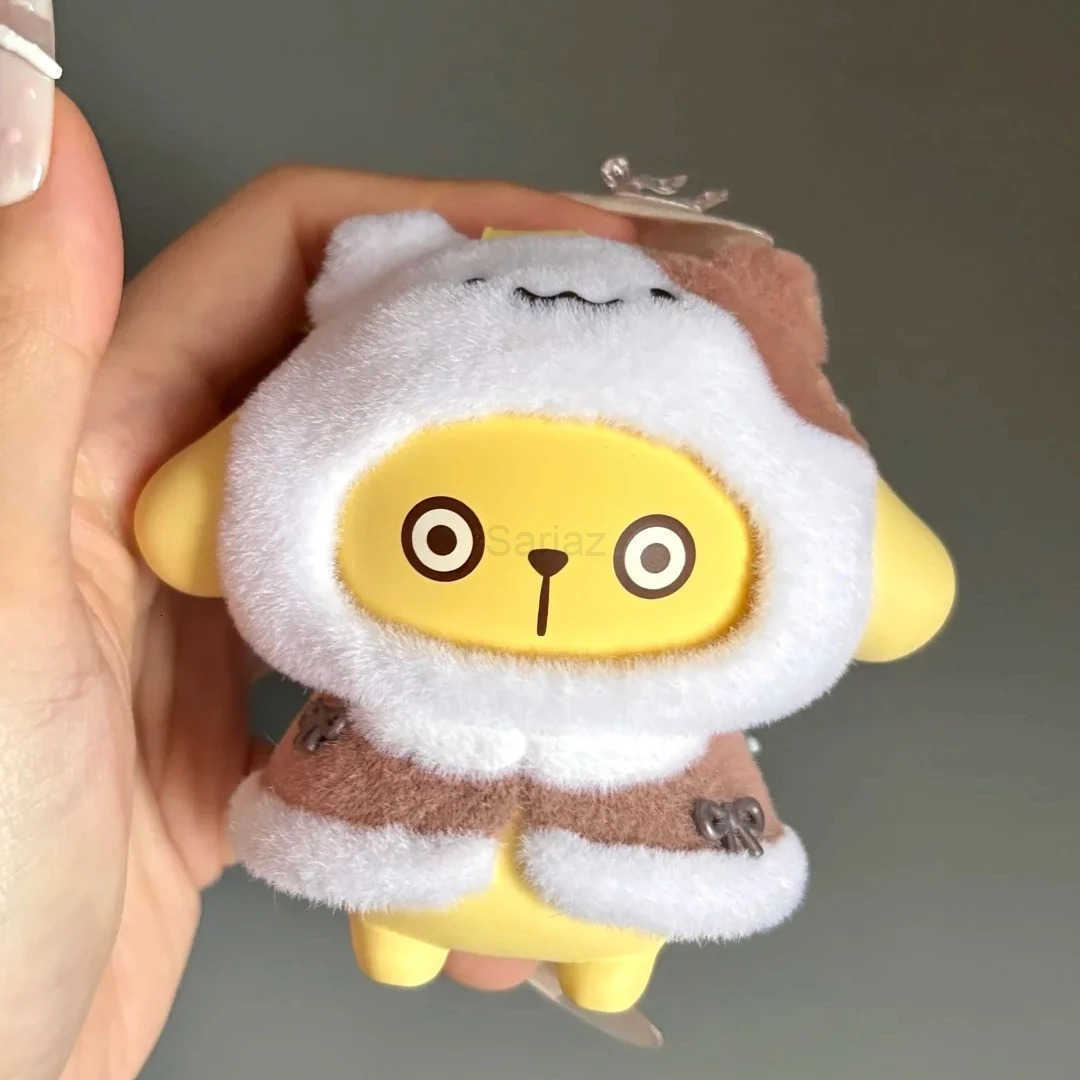 Sanrio Characters Small Cloak Series Blind Box Face swap Flocking Mystery Box Kawaii Kuromi Anime Doll Pendant Keychain H251217