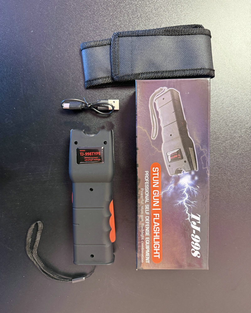 Free shipping! New model. 998. Women's protective multi-functional USB direct charging flashlight for outdoor camping, emergency, portable