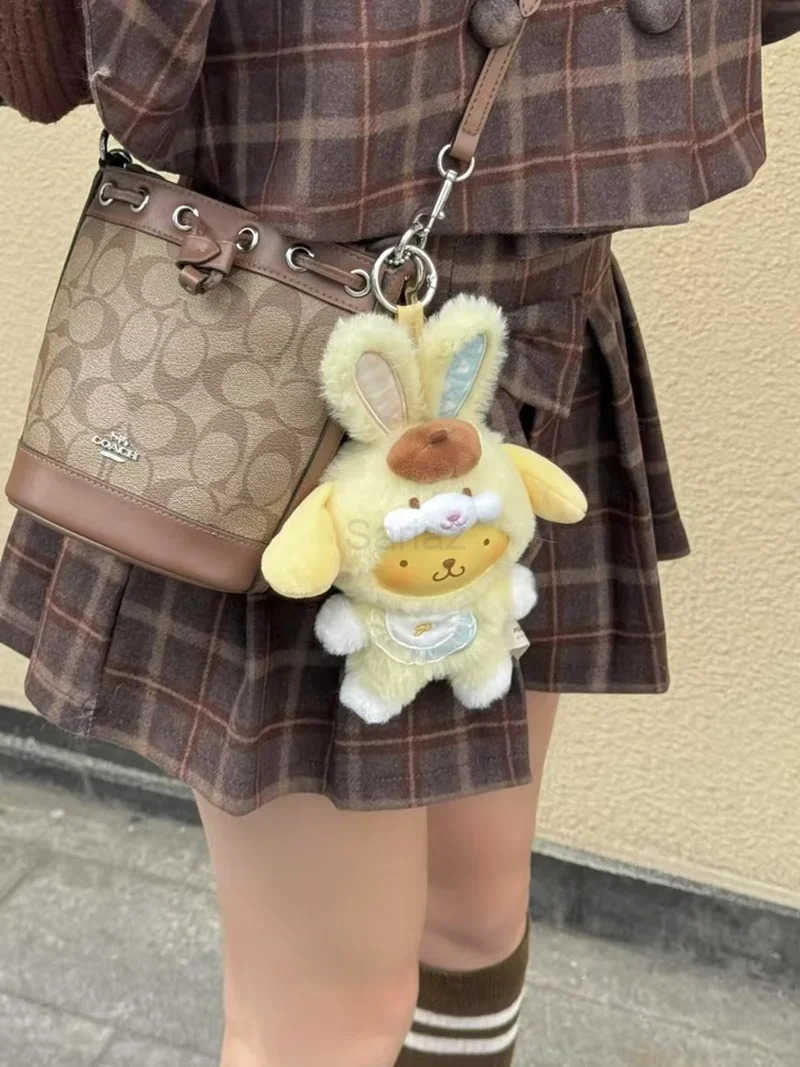 Sanrio Toptoy Family Elf Rabbit Baby Series Plush Vinyl Blind Box Kuromi Cinnamoroll Hello Kitty Figurine Girl Cute New YearGift H251217