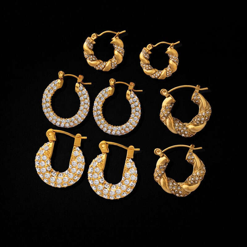 High-Quality 18K Gold Silver Plated Titanium Hoop Huggie Earrings Inlaid with Sparkling White & Green Cubic Zirconia, Ideal Christmas Gift for Women P