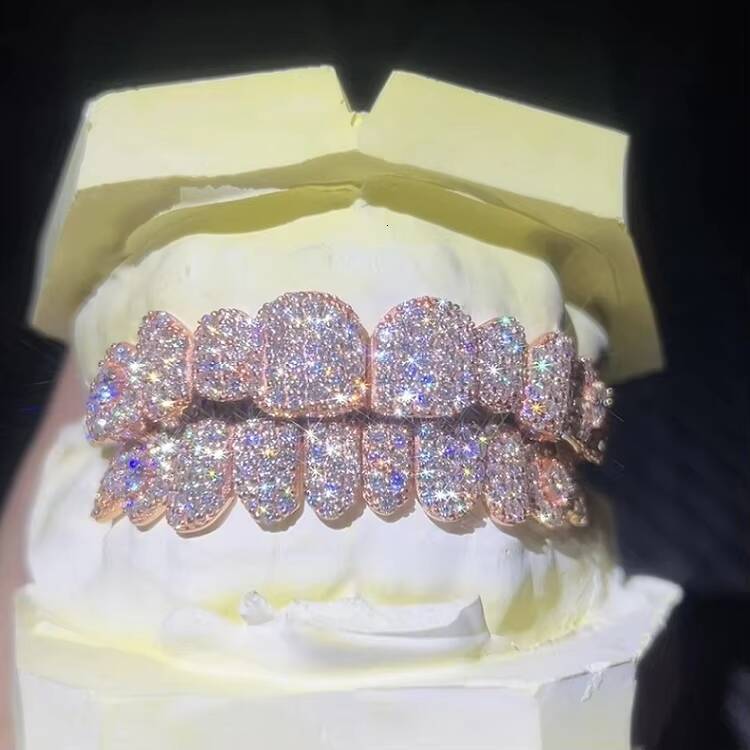 Custom Hiphop Jewelry 925 Sterling Silver Gold Plated Custom Diamond Grillz for Teeth Iced Out VVS Moissanite Grillz