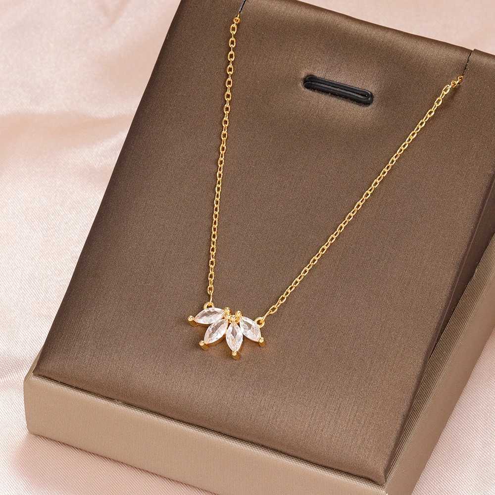 Simple Stainless Steel Horse Eye Zircon Necklace Fashion Elegant Crystal Collarbone Chain For Women Trendy Jewelry Accessories G251217