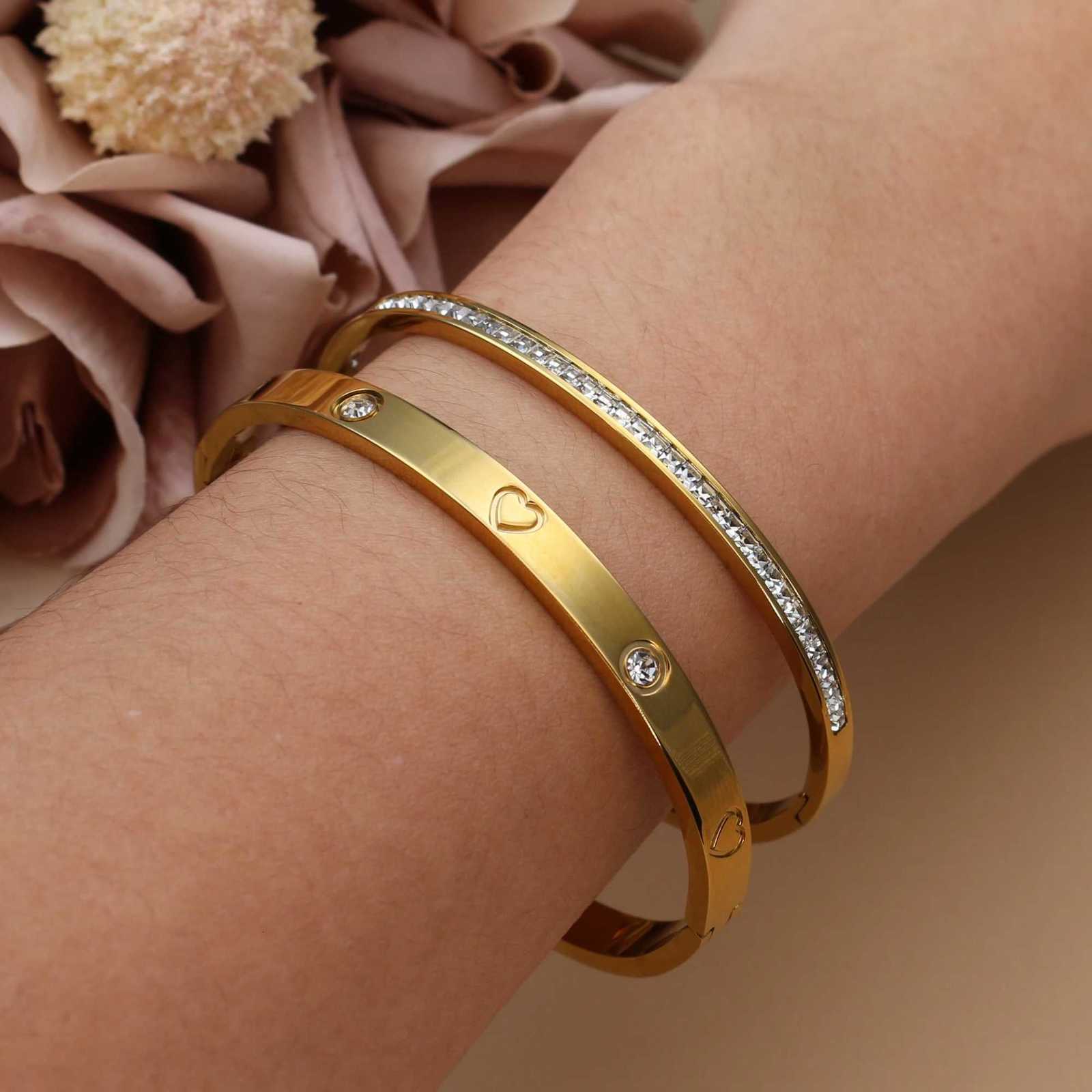 luxury Fashion Stainless Steel Crystal Gold Color Women Jewelry Bangle Party Gift XCB-017 M251217