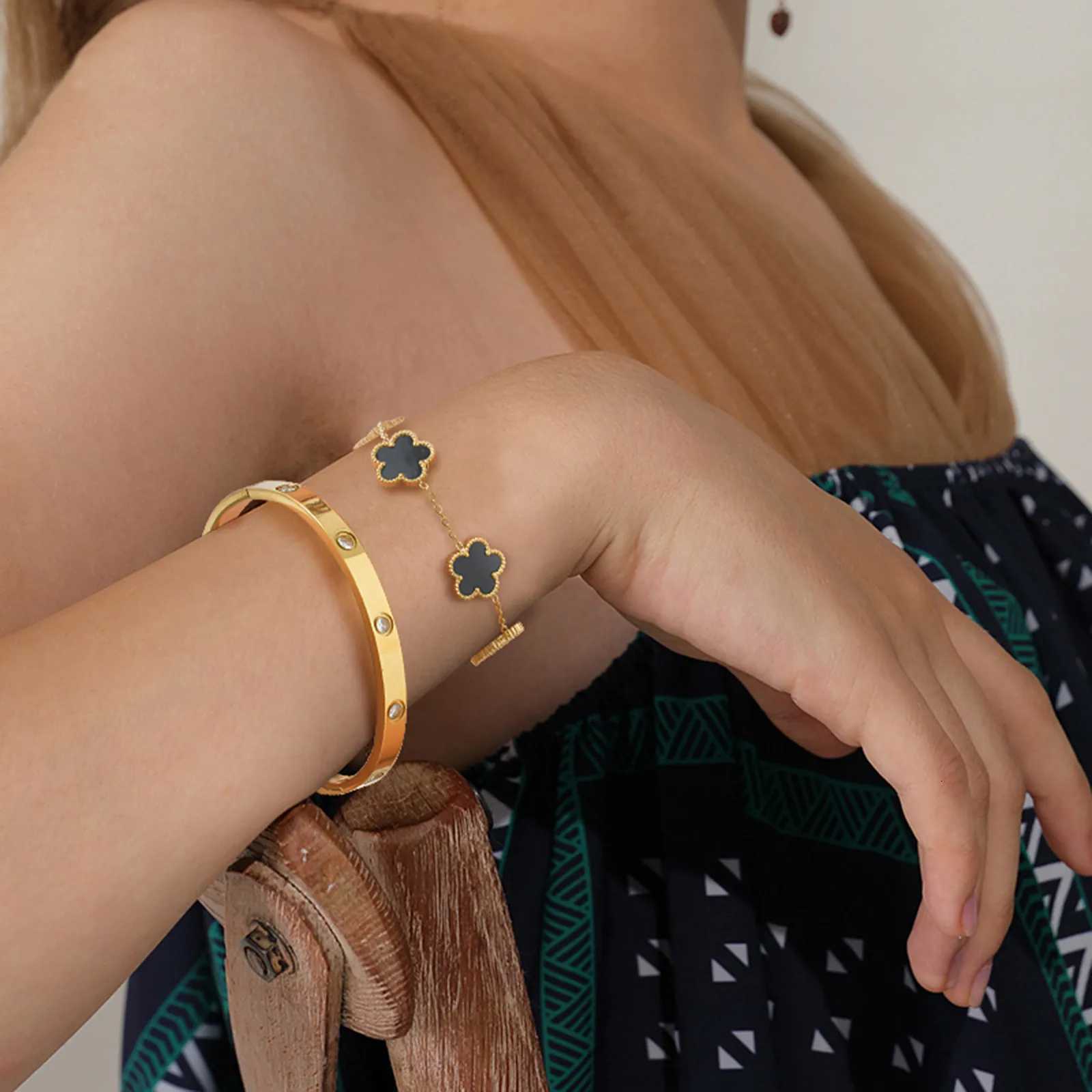 Vnox Exquisite 13mm luxury Set for Women Gift s for Wife Mothers Day Jewelry Stainless Steel Cuff Bangle M251217