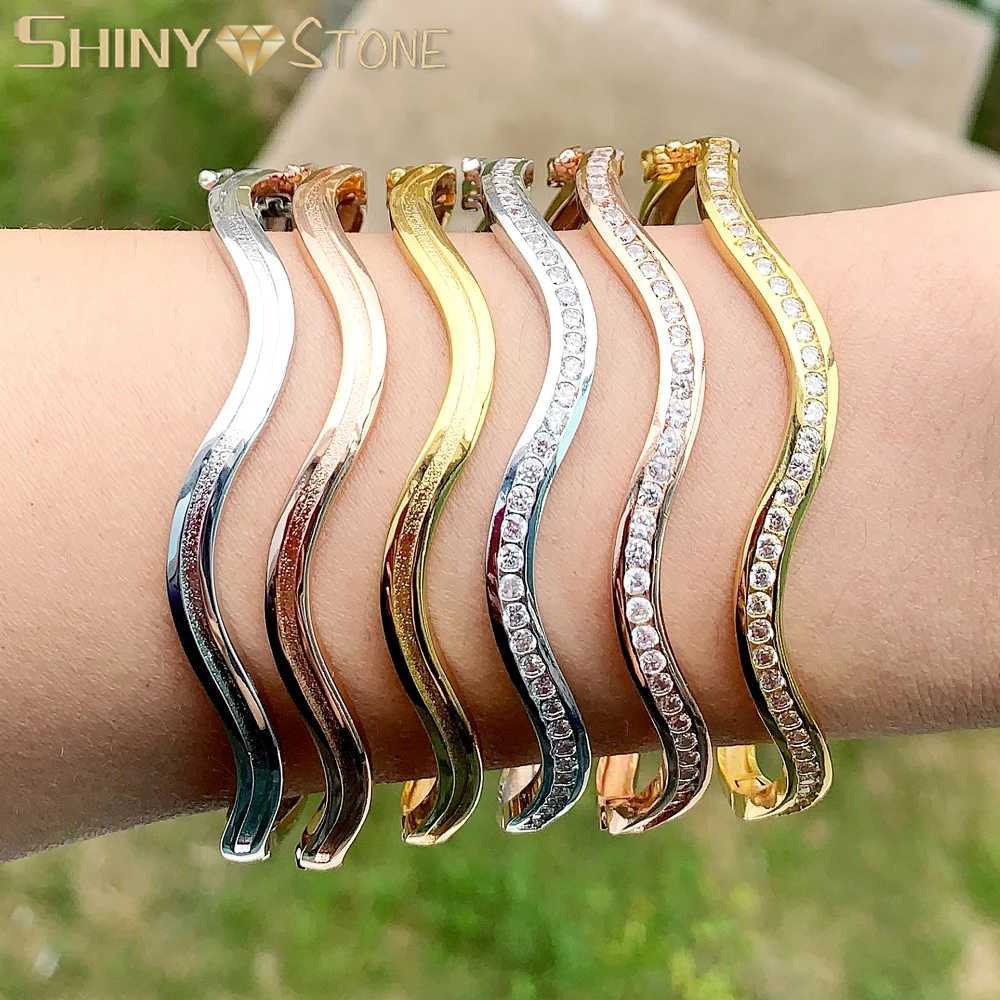 High Polished Sparking CZ Wave Twisted Band Stacking Bangle 5A Cubic Zirconia Paved Gold Color Women Fashion Jewelry M251217
