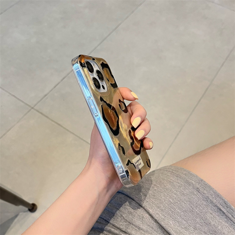 Minimalist Style Feather Gauze Leopard Print Apple 17/16 Pro Max Phone Case Compatible with iPhone 15/14 High-end Feel