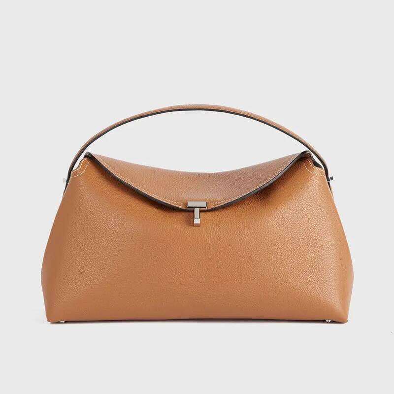 High Quality Messenger New Large Capacity Fashion Light Luxury Niche Cowhide One Shoulder Commuter Female Bag