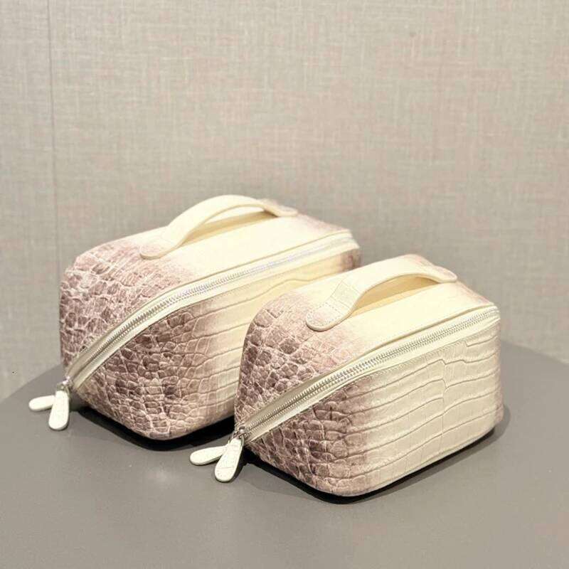 Genuine Leather Stone Makeup For Women New Himalayan Crocodile Pattern Cowhide Travel Toiletry Storage Cosmetic Bag St251217