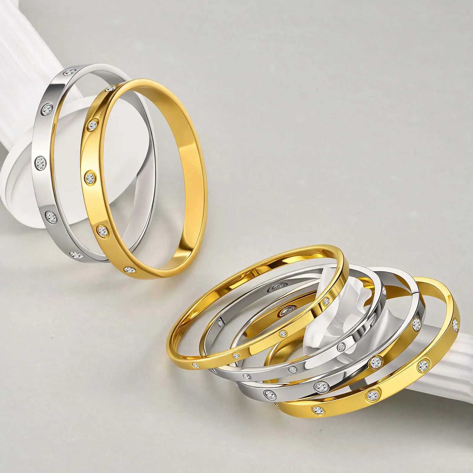 Luxury Cubic Zircon Stainless Steel for Women Gold Plated Waterproof Openable Bangle High Quality Charm Jewelry Gift M251217