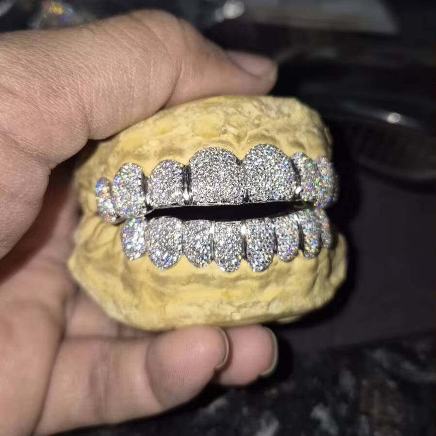 VVS Diamond Grillz Large Centre Stones Custom Grillz London Based Perfect Fit 8 Top 8 Bottom Fully Iced Sterling Childrens
