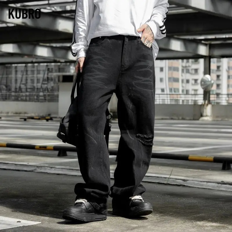 European and American Streetwear High Street Washed Gradient Hole Loose Straightleg Jeans Fashionable Mens Trousers 251205