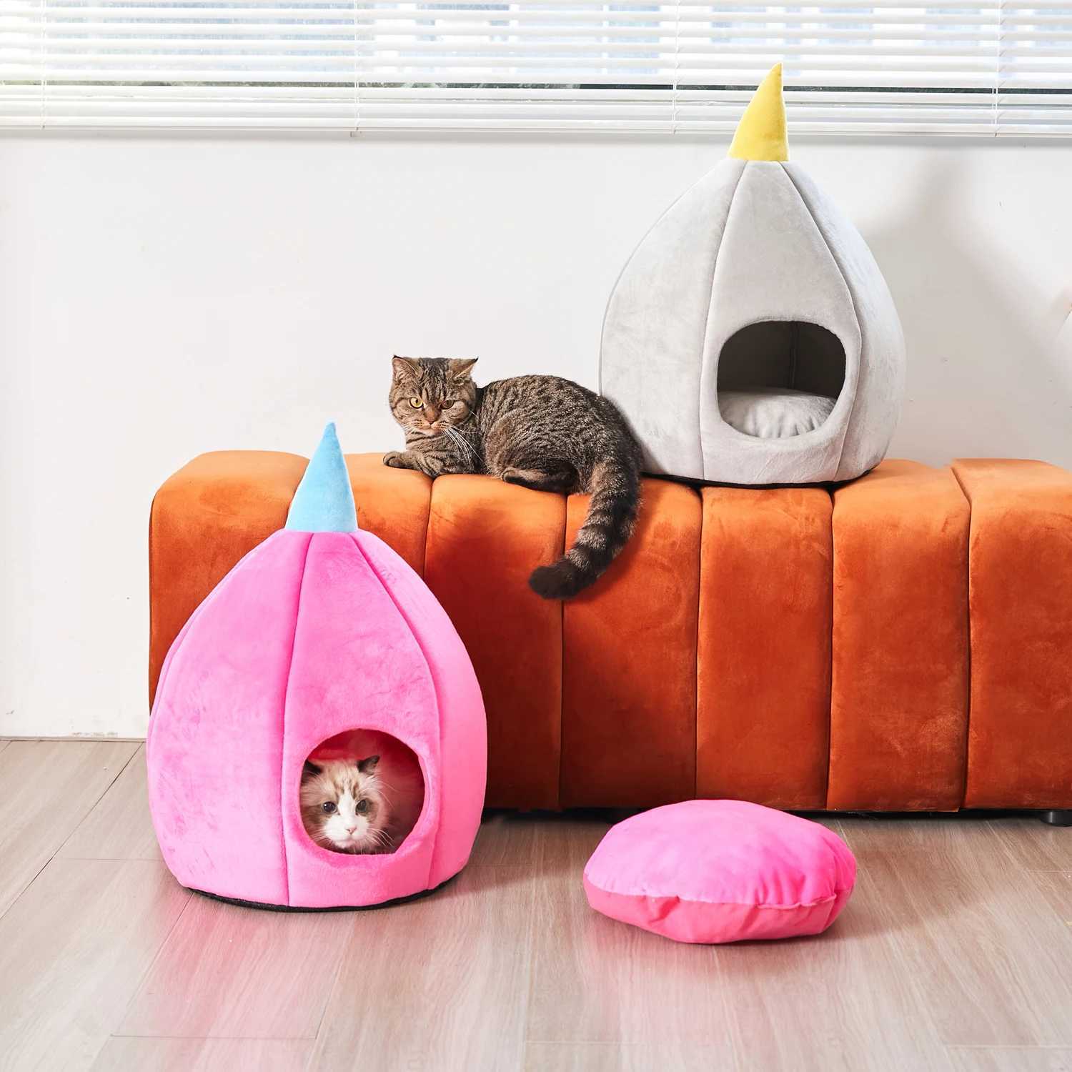 Resilience Soft Pet Cave Winter Warm Peaked Comfortable Cat House Easy Grab Cat Bed Sofa Small Cat Kennel Sleeping M251217