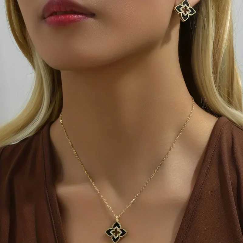 LENNIK Set New 4-leaf Flower Necklace Earrings Dainty Versatile 2-Piece Party/Dating Highlight Limited Offer G251217