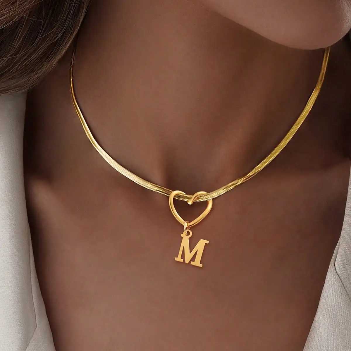 Dainty Classic Initial Hollow Heart Pendants Gold Plated Stainless Steel Letter Necklace Herringbone Chain Necklaces For Women G251217
