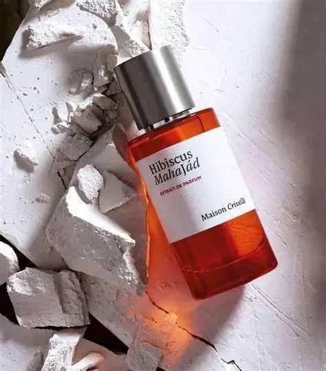 Maison Crivelli Hibiscus Mahajad Extrait de Parfum Vibrant Red Bottle Rich Floral Scent Unisex Fragrance C251217