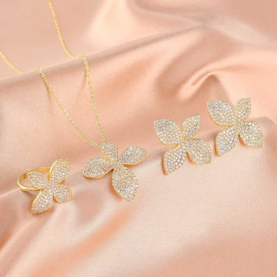 Luxury Delicate Fashion Earrings Necklace Set With Sparkly Zircons Suitable For Womens Party Wear Jewelry G251217