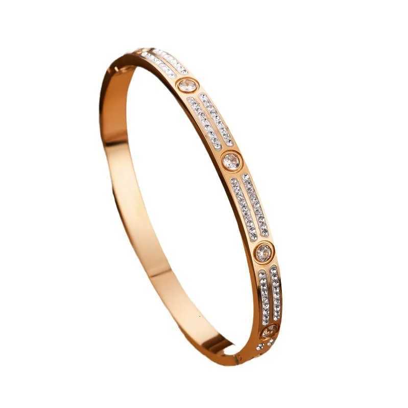 luxury big brand fashionable Titanium steel s with rhinestone non fading in stock wholesale M251217