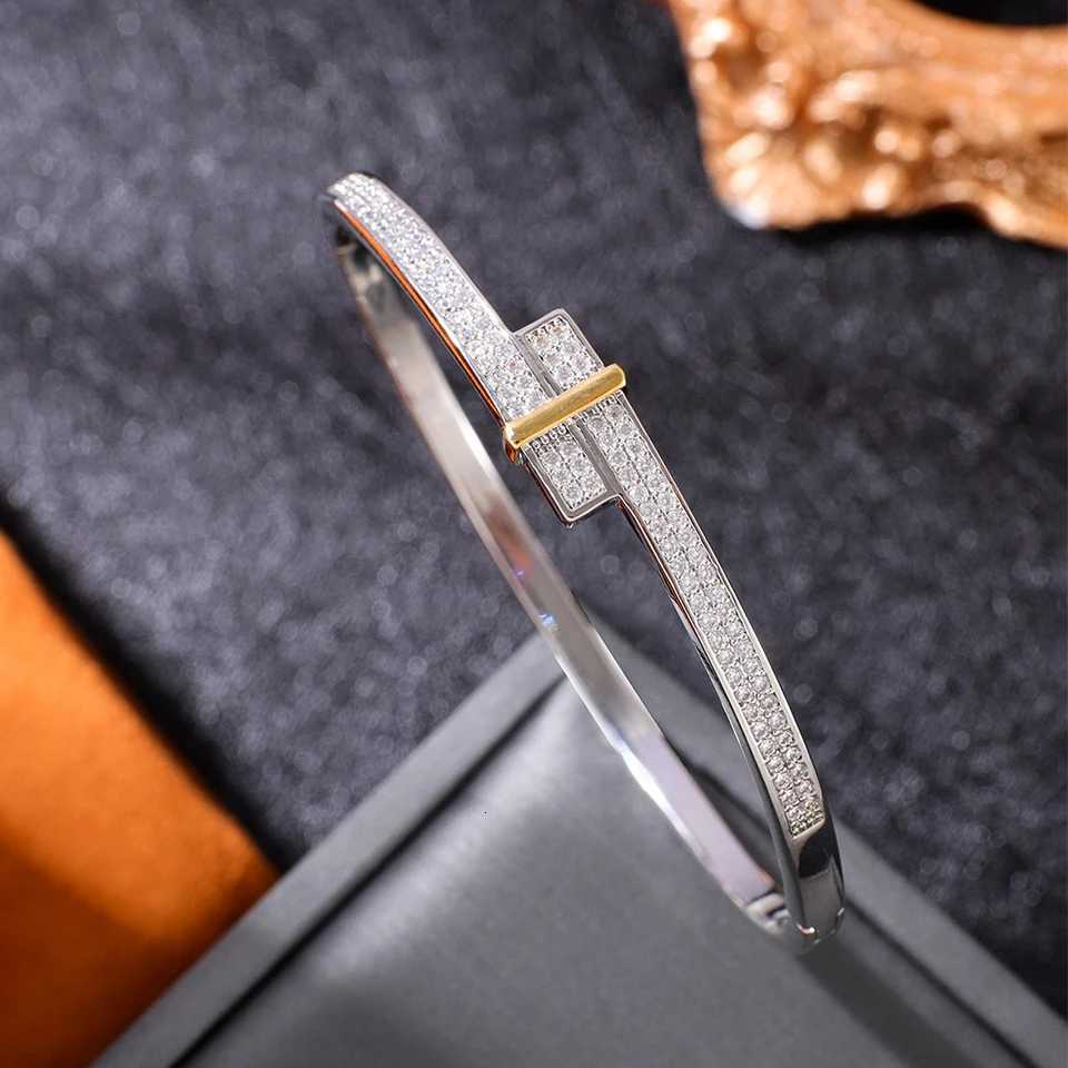 ZAKOL Brand Horizontal Bar Designed Micropaved Zirconia Bangles for Women New Fashion Banquet Party Jewelry M251217