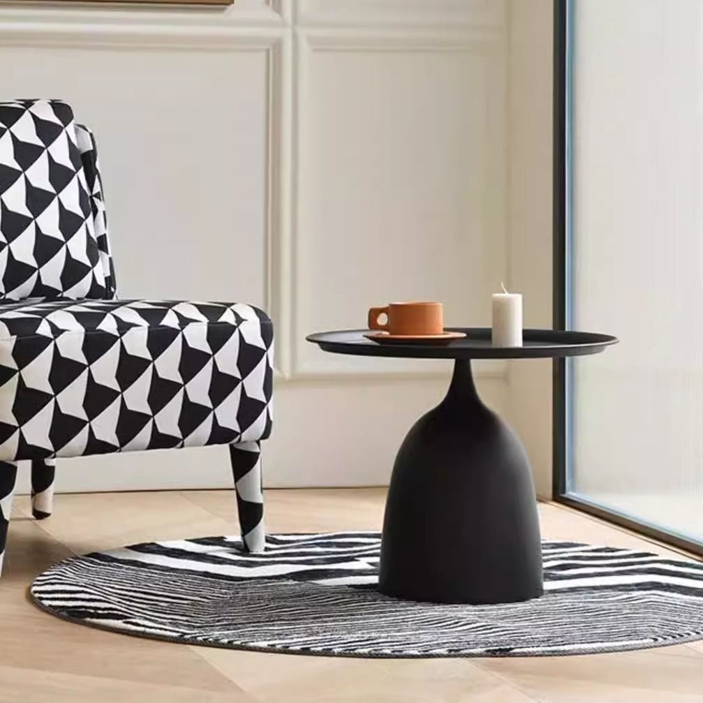 M12172 Small round table with a creamy style, suitable for home use, small coffee table, bedside table.