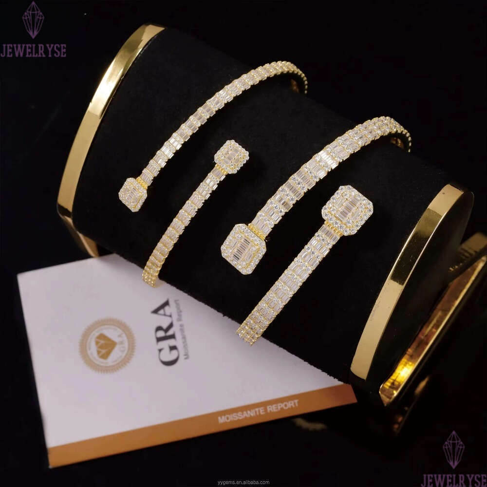 New Arrival Fashion Design S925 Silver 18k Gold Plated VVS Moissanite Baguette Diamond Cuban Link Bracelet with GRA Certificate
