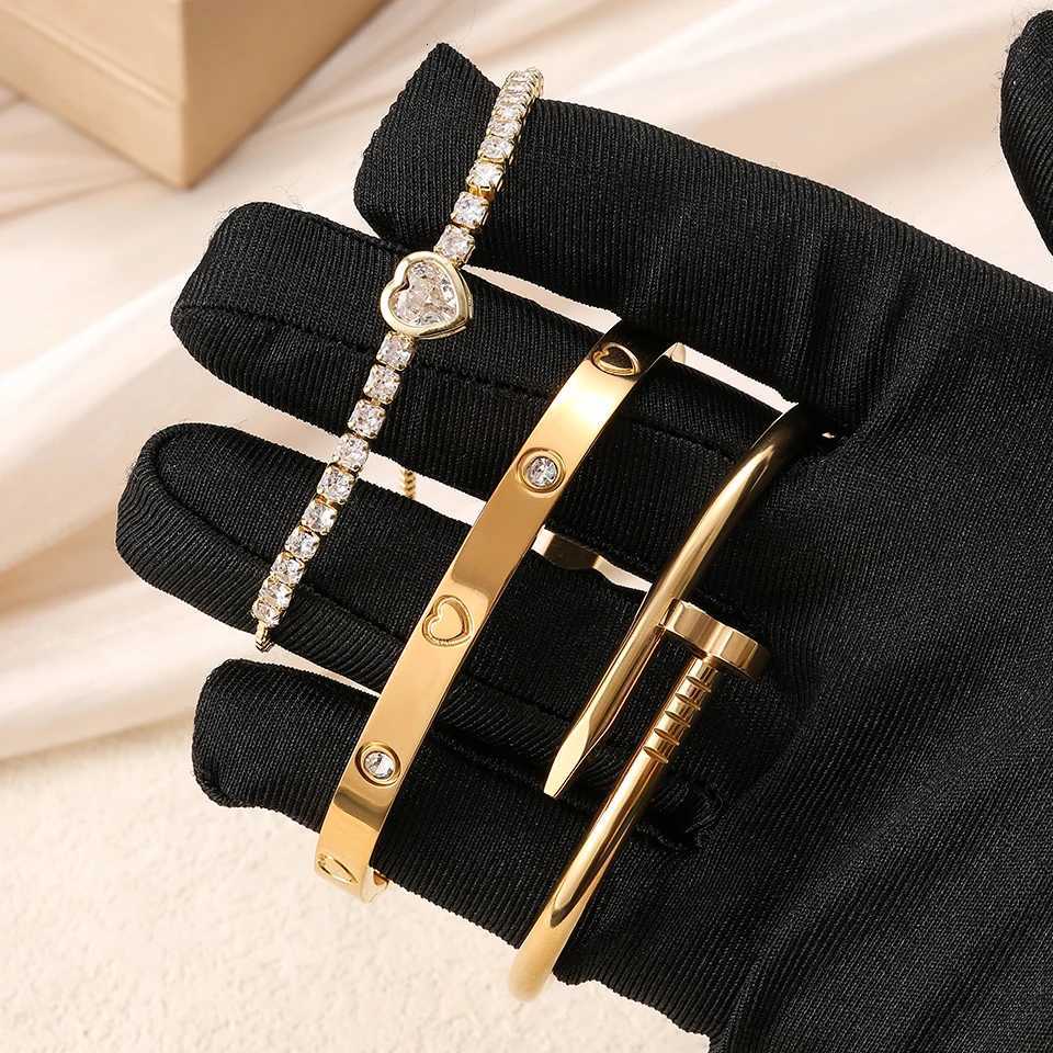 Classic Heart-shaped Stainless Steel Set For Women Party Wear Accessories Luxury Jewelry Gift M251217