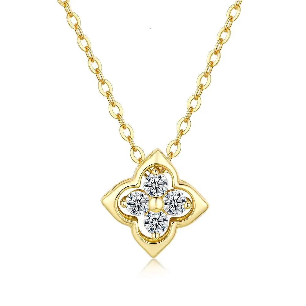 Luxury Clover Shape D Color VVS Moissanite Engagement Pendant Necklace for Women 10 14k 18k 22k Gold Plated S925 Silver Jewelry