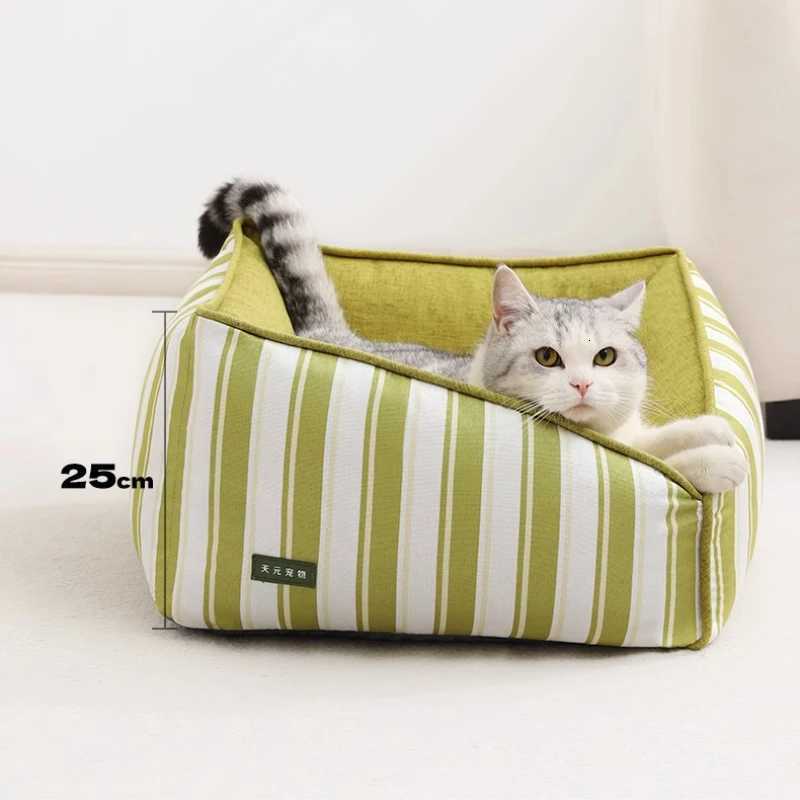 360 Degree Wrapped Bed for Cats Semi Enclosed Kitten Cushions Thick Bottom Pads Cats Nest Comfortable and Warm Pet Sleeping Bed M251217